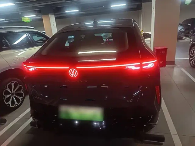 Volkswagen ID. Unyx 06 — Фото автомобиля 5