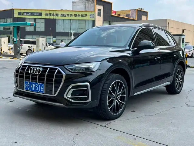Audi Q5L — Фото автомобиля 9