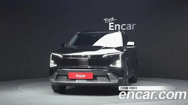 Kia EV5 — Фото автомобиля 3