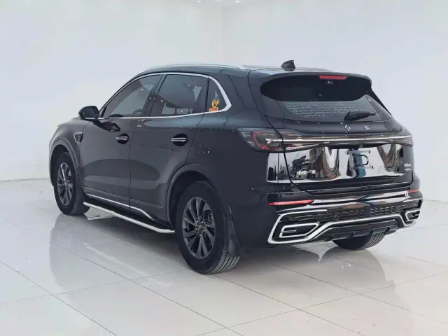 Hongqi HS5 — Фото автомобиля 13