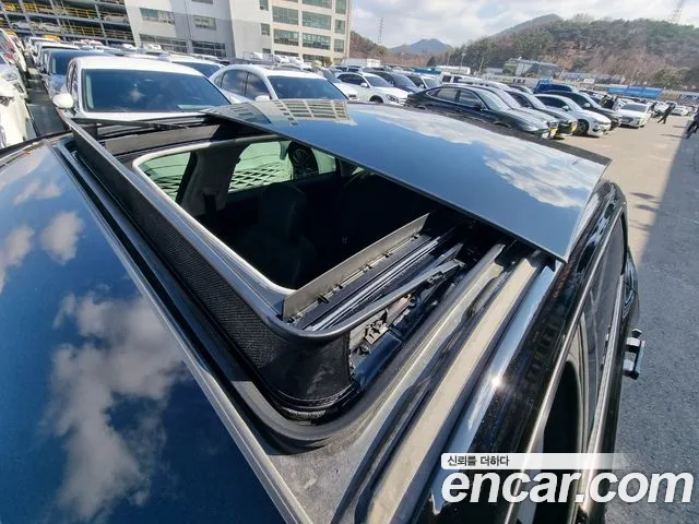 Hyundai Grandeur Grandeur (GN7) 3.5 Бензин 2WD — Фото автомобиля 18