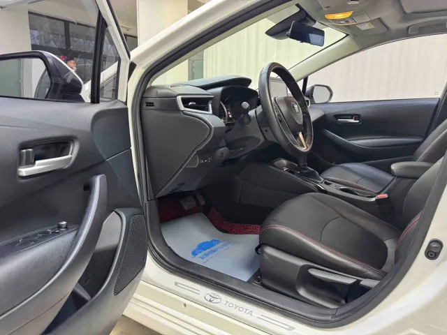 Toyota Corolla — Фото автомобиля 7