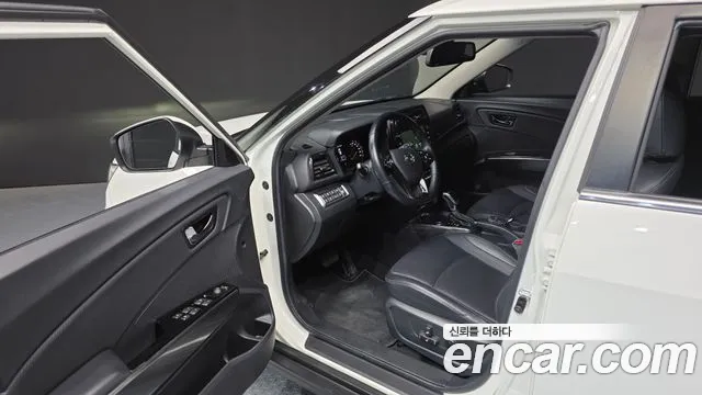 KG_Mobility_Ssangyong TIBOLI Very New Tivoli Бензин 1.5 2WD — Фото автомобиля 10