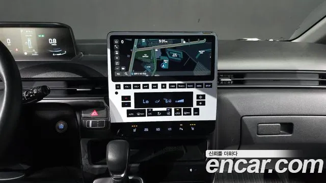 Hyundai Staria Staria Карго 5 мест — Фото автомобиля 13