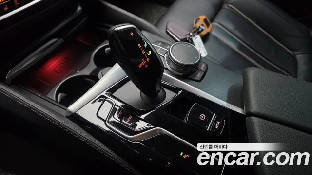 BMW 5 Series G30 — Фото автомобиля 12