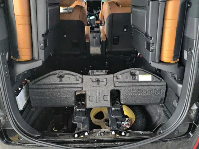 Toyota Vellfire — Фото автомобиля 13