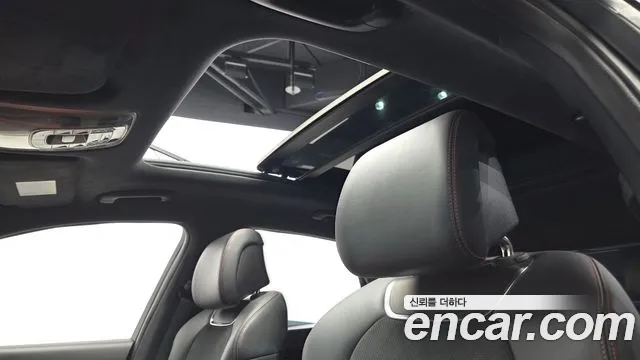 Genesis GV70 2.5T Бензин AWD — Фото автомобиля 16