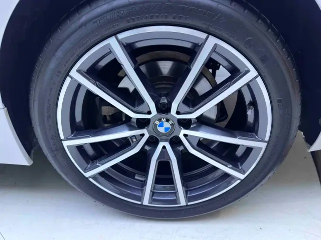 BMW 3 Series — Фото автомобиля 22