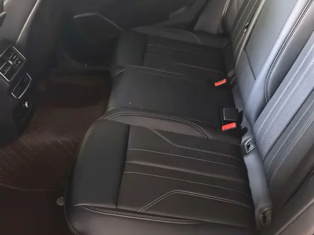 Audi Q5L — Фото автомобиля 4