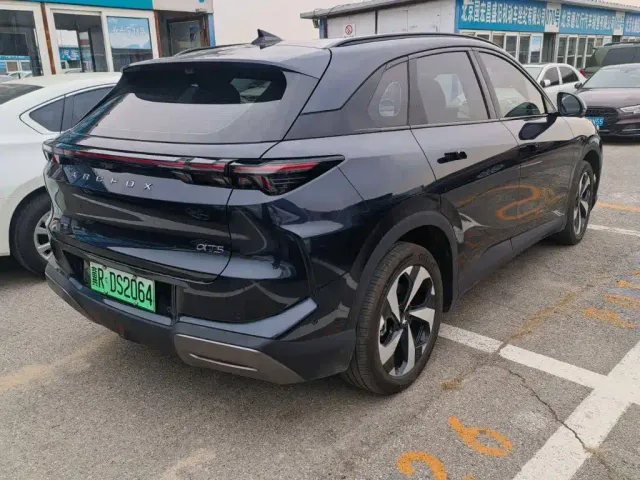 Arcfox Alpha T5 — Фото автомобиля 5