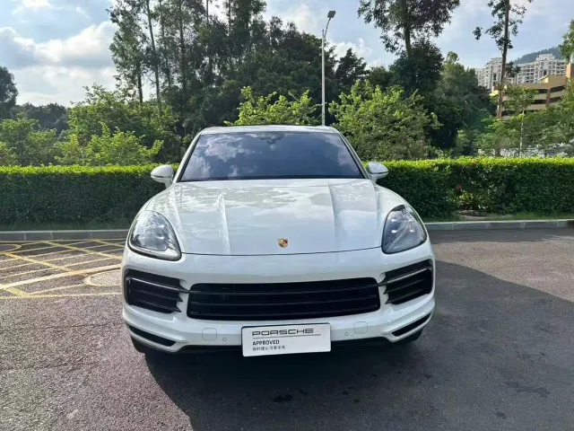 Porsche Cayenne — Фото автомобиля 2