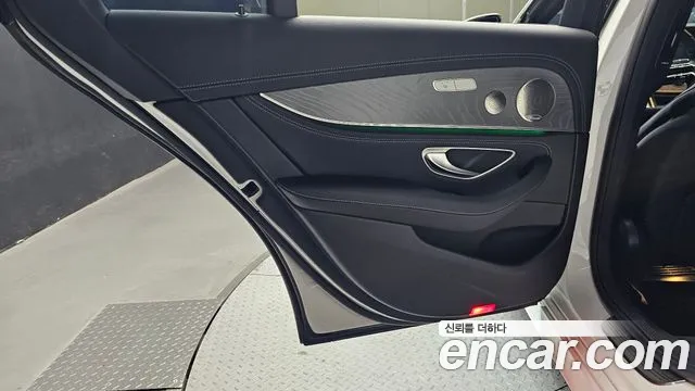 Mercedes-Benz E-Class E-класс W213 — Фото автомобиля 24