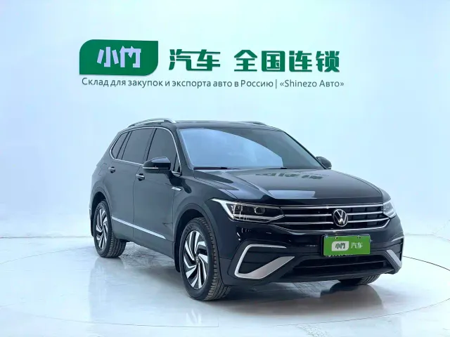 Volkswagen Tiguan L — Фото автомобиля 4
