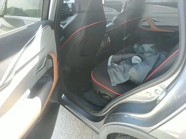BYD Song Pro — Фото автомобиля 13