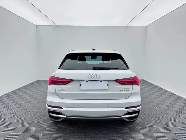 Audi Q3 — Фото автомобиля 5
