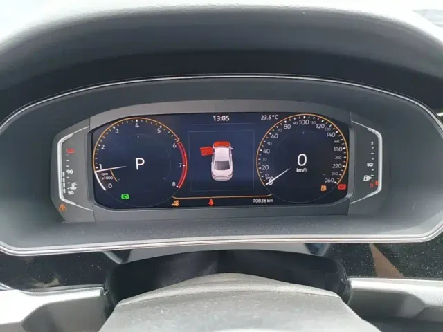 Volkswagen Passat — Фото автомобиля 11