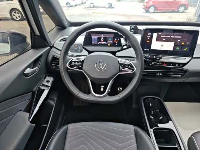 Volkswagen ID.3 — Фото автомобиля 10