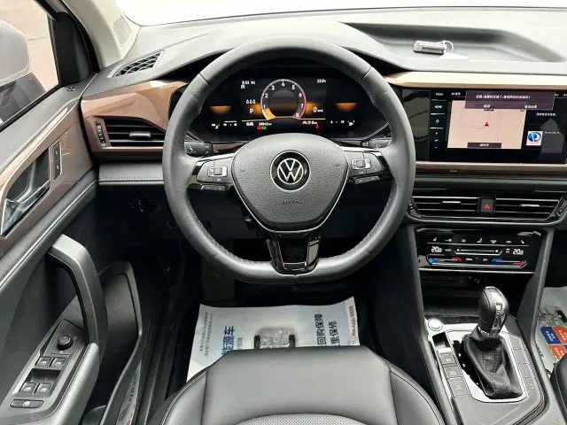 Volkswagen Tharu — Фото автомобиля 9