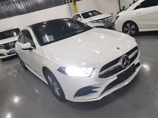 Mercedes-Benz A-Class — Фото автомобиля 3