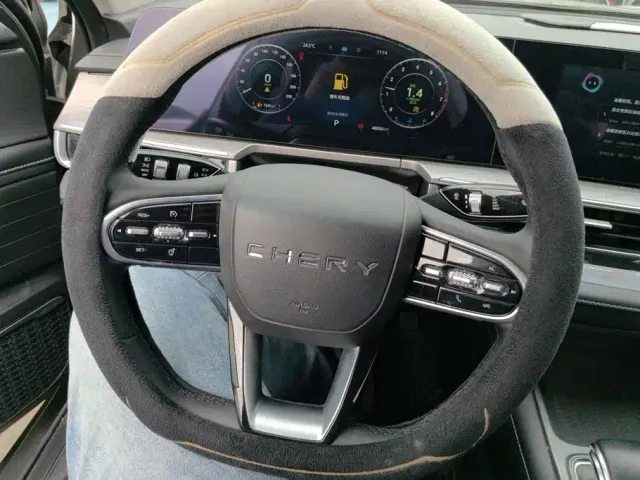 Chery Arrizo 8 — Фото автомобиля 15