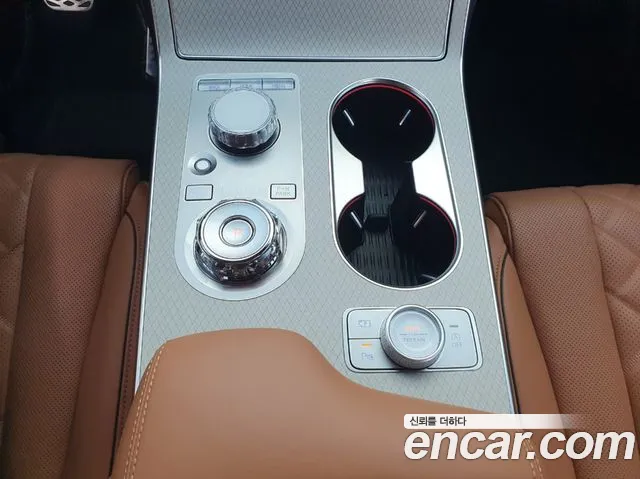 Genesis GV80 — Фото автомобиля 9