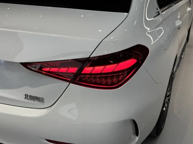 Mercedes-Benz C-Class — Фото автомобиля 21