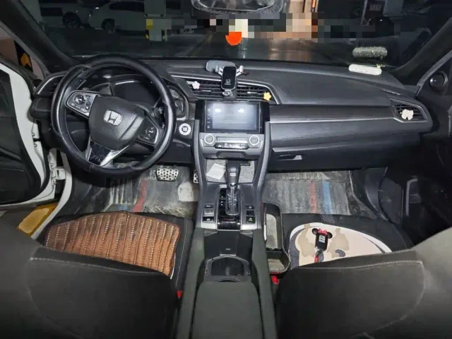 Honda Civic — Фото автомобиля 10
