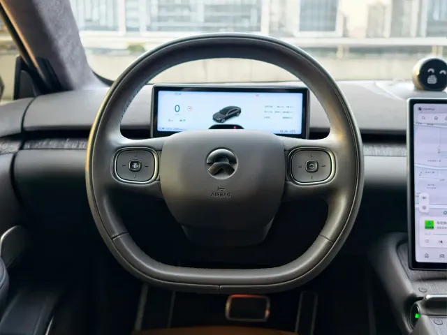 Nio ET7 — Фото автомобиля 12