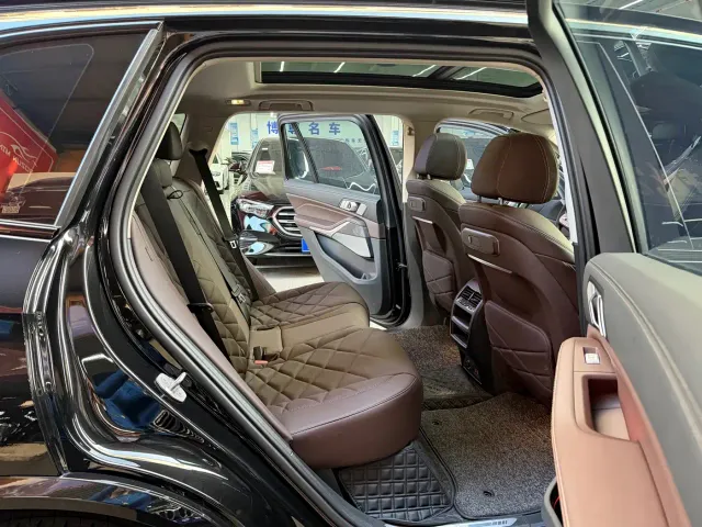 BMW X5 — Фото автомобиля 17