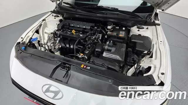Hyundai Avante — Фото автомобиля 9