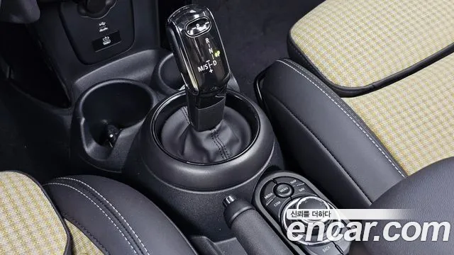 Mini Cooper Convertible — Фото автомобиля 9