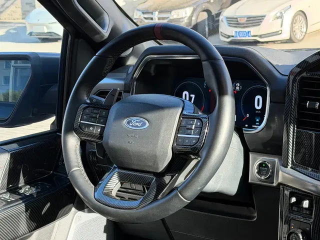 Ford F-150 Raptor — Фото автомобиля 15