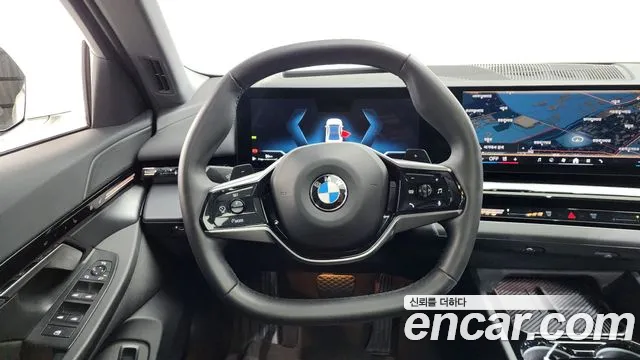 BMW 5-Series — Фото автомобиля 13