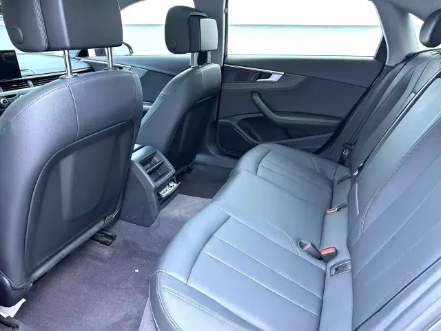 Audi A4L — Фото автомобиля 6