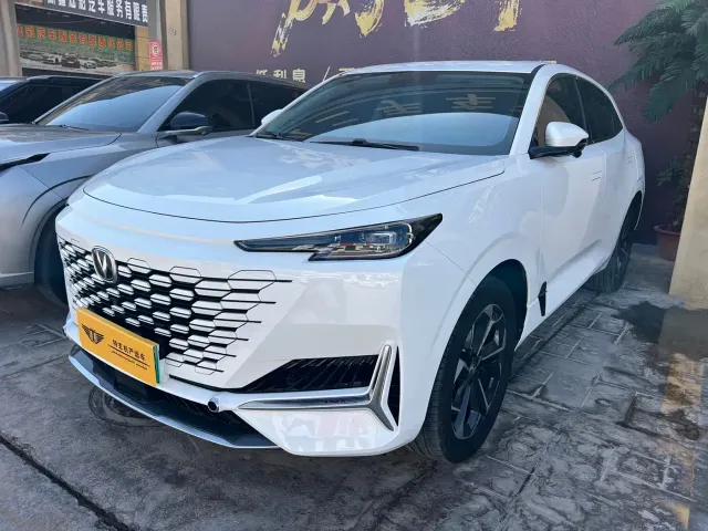 Фотография автомобиля — Changan UNI-K iDD