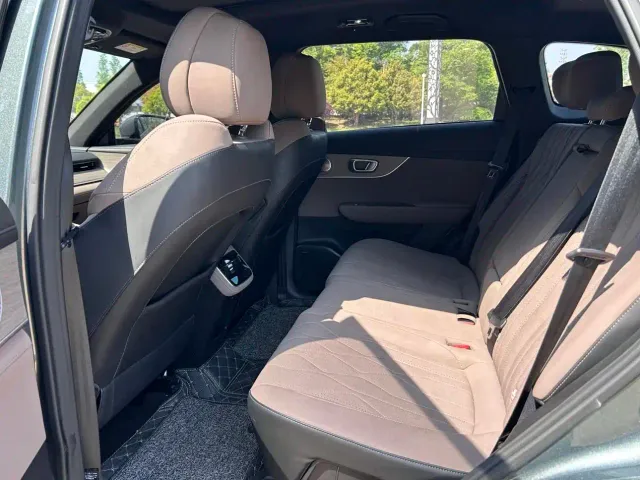 Chery Tiggo 8 PLUS — Фото автомобиля 5