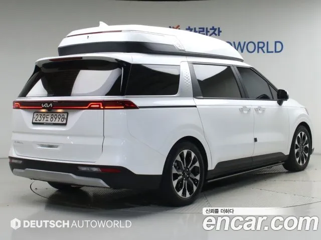 Kia Carnival Generation 4 — Фото автомобиля 2