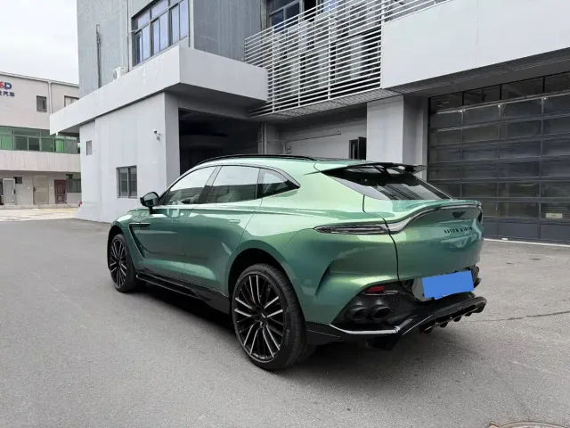 Aston Martin DBX — Фото автомобиля 4