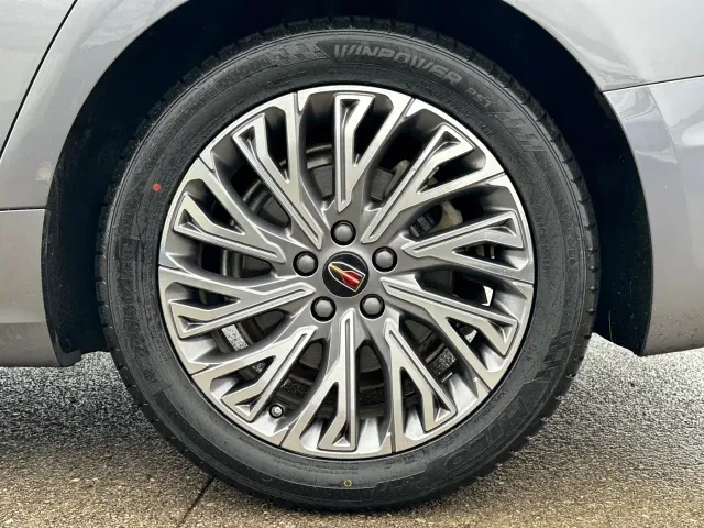 Hongqi H5 — Фото автомобиля 20