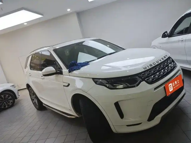 Land Rover Discovery Sport — Фото автомобиля 3
