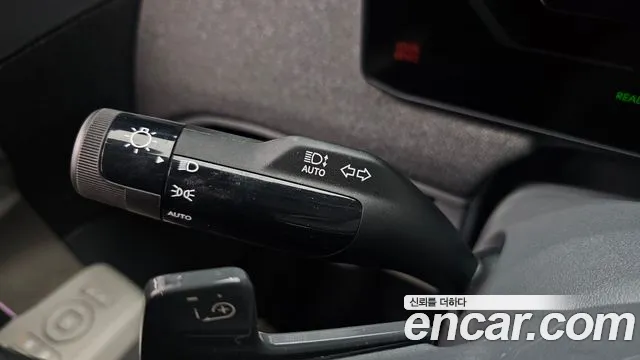 Kia EV3 — Фото автомобиля 24