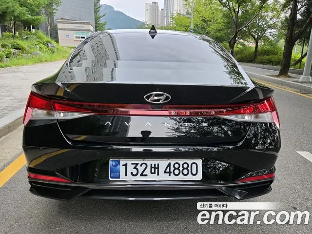 Hyundai AVANTE Avante (CN7) — Фото автомобиля 6