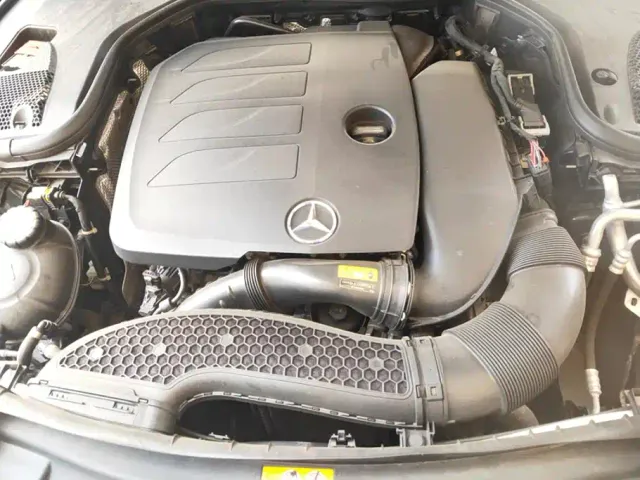 Mercedes-Benz E-Class — Фото автомобиля 10