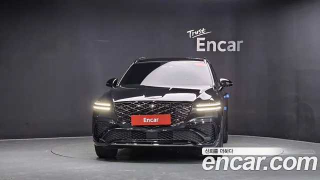 Genesis GV70 2.5T Бензин 2WD — Фото автомобиля 3