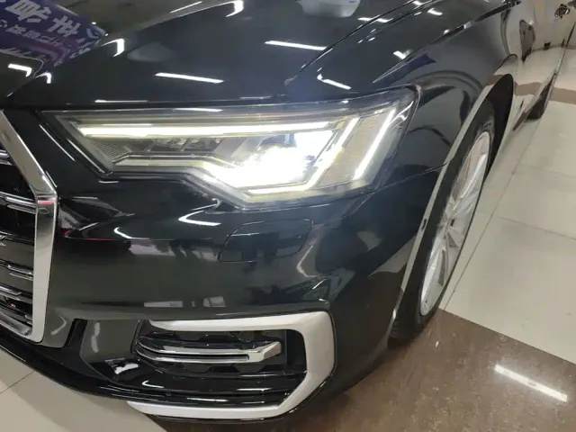 Audi A6L — Фото автомобиля 23