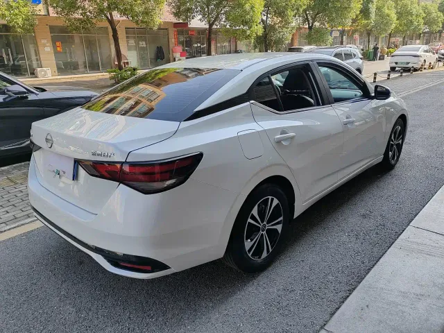 Nissan Sylphy — Фото автомобиля 5