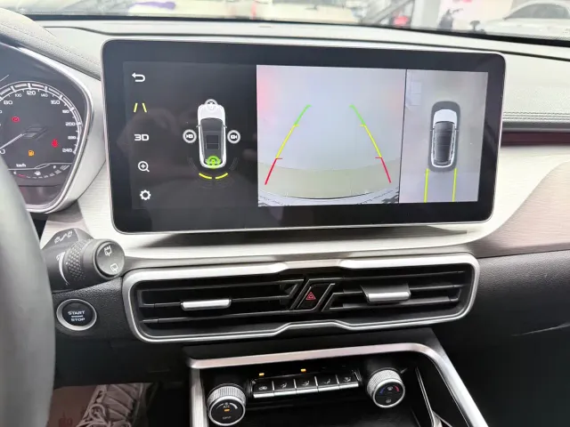 Geely Binyue — Фото автомобиля 11