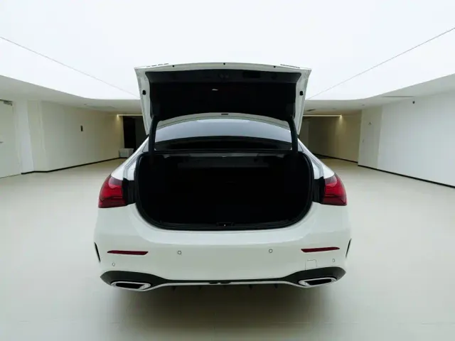 Mercedes-Benz A-Class — Фото автомобиля 8