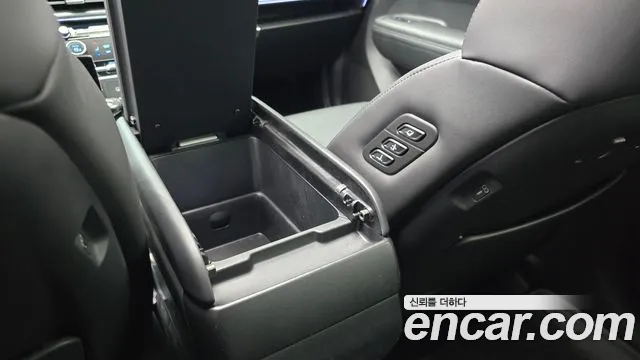 Hyundai Santafe — Фото автомобиля 18