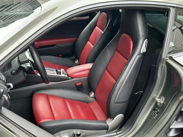 Porsche 718 — Фото автомобиля 12